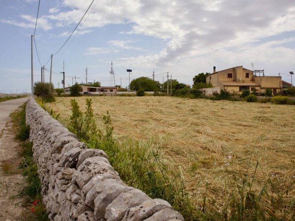terreno edificabile in vendita a Ragusa in zona Punta Braccetto