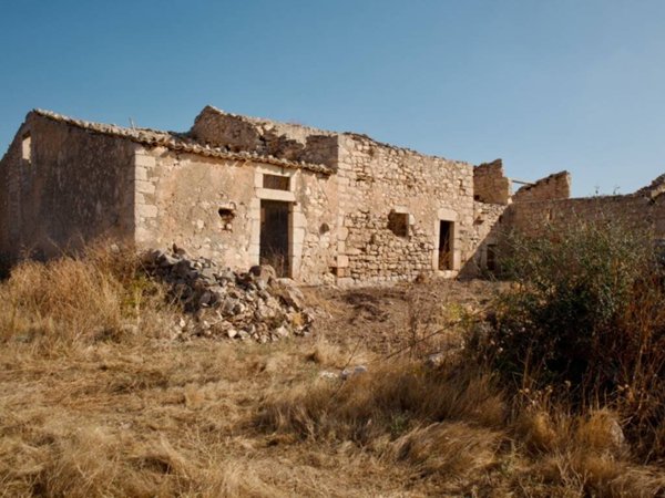 casa indipendente in vendita a Ragusa in zona Marina