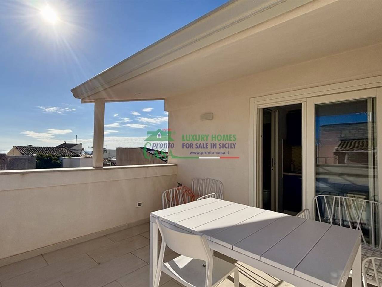 appartamento in vendita a Ragusa in zona Marina