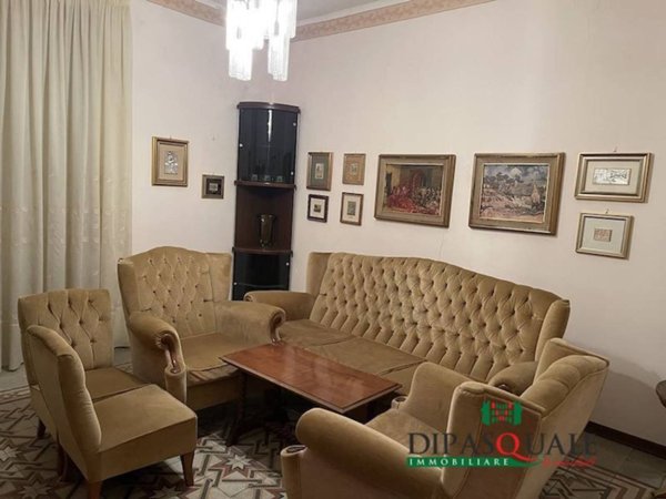 casa indipendente in vendita a Ragusa in zona Ibla