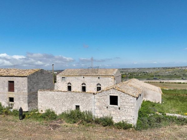 casa indipendente in vendita a Ragusa in zona Punta Braccetto