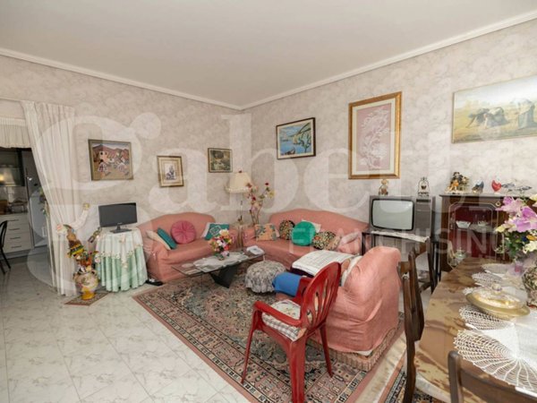 casa indipendente in vendita a Ragusa in zona Ibla