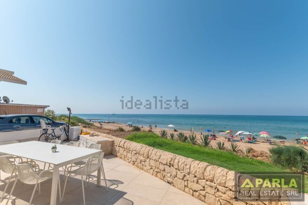 casa indipendente in vendita a Ragusa in zona Marina