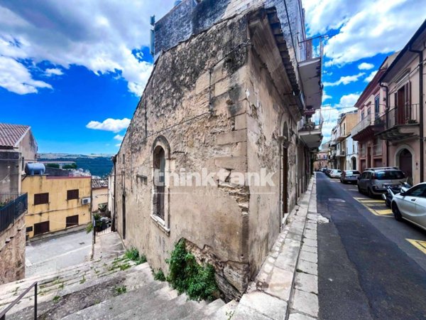 appartamento in vendita a Ragusa in zona Ibla