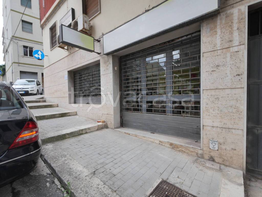 negozio in vendita a Ragusa