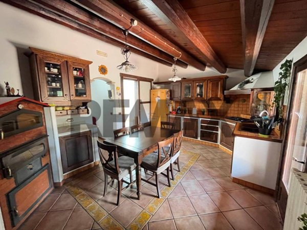 casa indipendente in vendita a Ragusa in zona Ragusa Centro