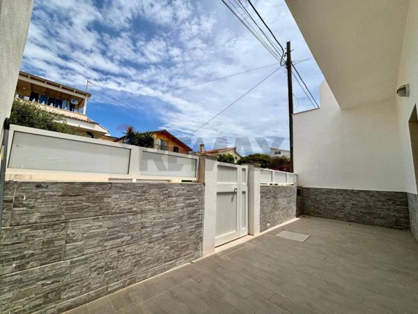 casa indipendente in vendita a Ragusa in zona Marina