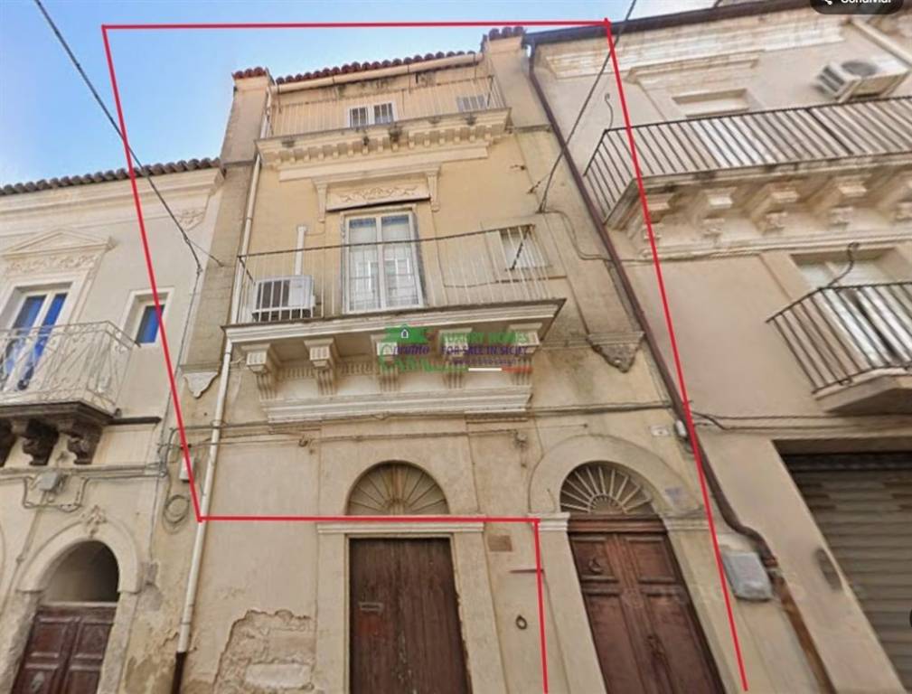 casa indipendente in vendita a Ragusa in zona Ragusa Centro