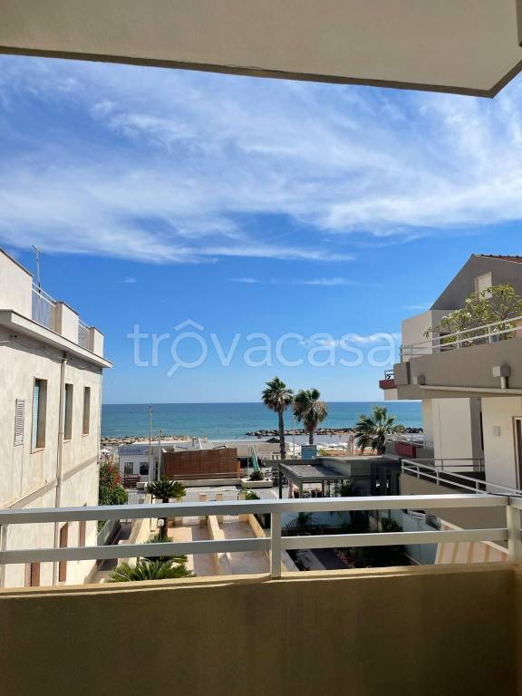 appartamento in vendita a Ragusa in zona Marina