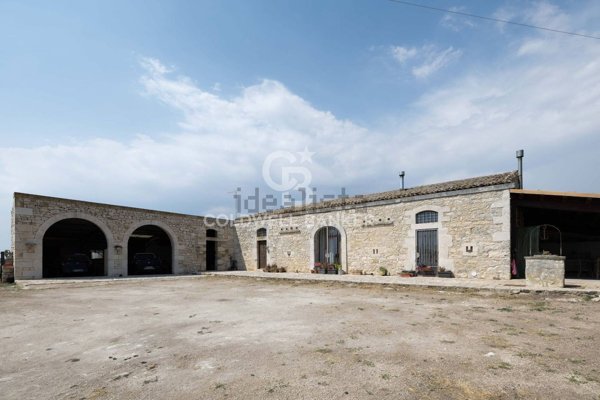 casale in vendita a Ragusa
