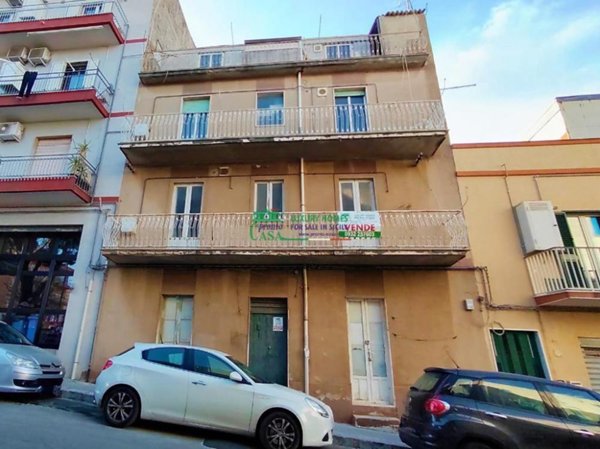 casa indipendente in vendita a Ragusa