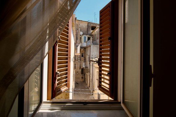 casa indipendente in vendita a Ragusa in zona Ragusa Centro