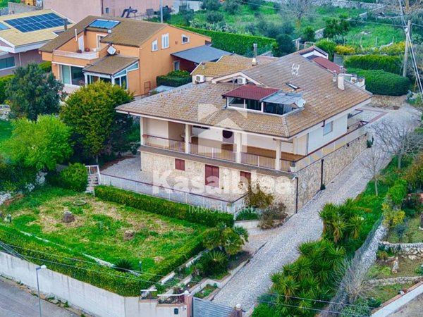casa indipendente in vendita a Ragusa in zona Donnafugata