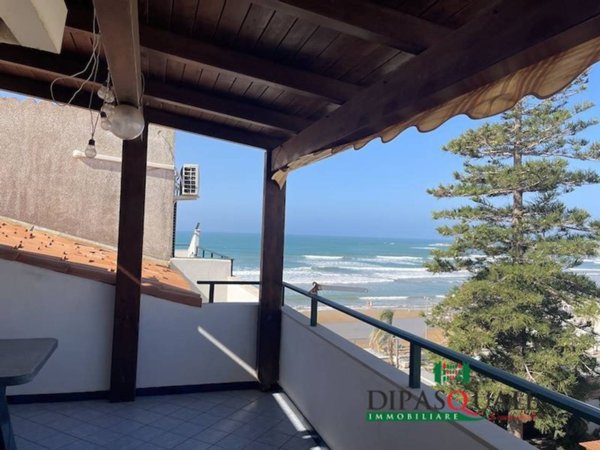 casa indipendente in vendita a Ragusa in zona Marina