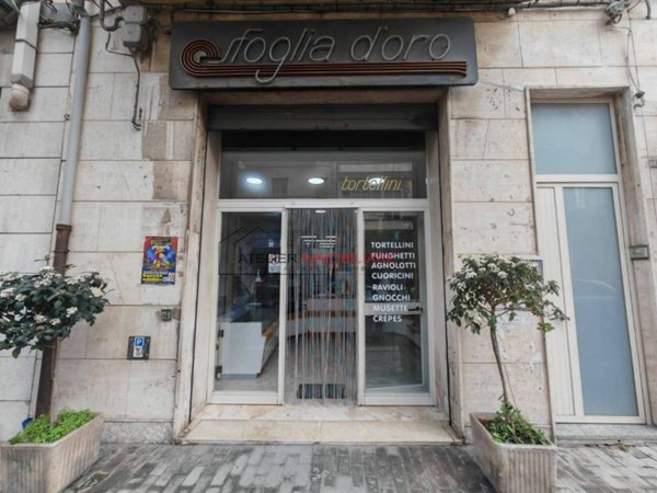 negozio in vendita a Ragusa