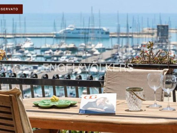 appartamento in vendita a Ragusa in zona Marina