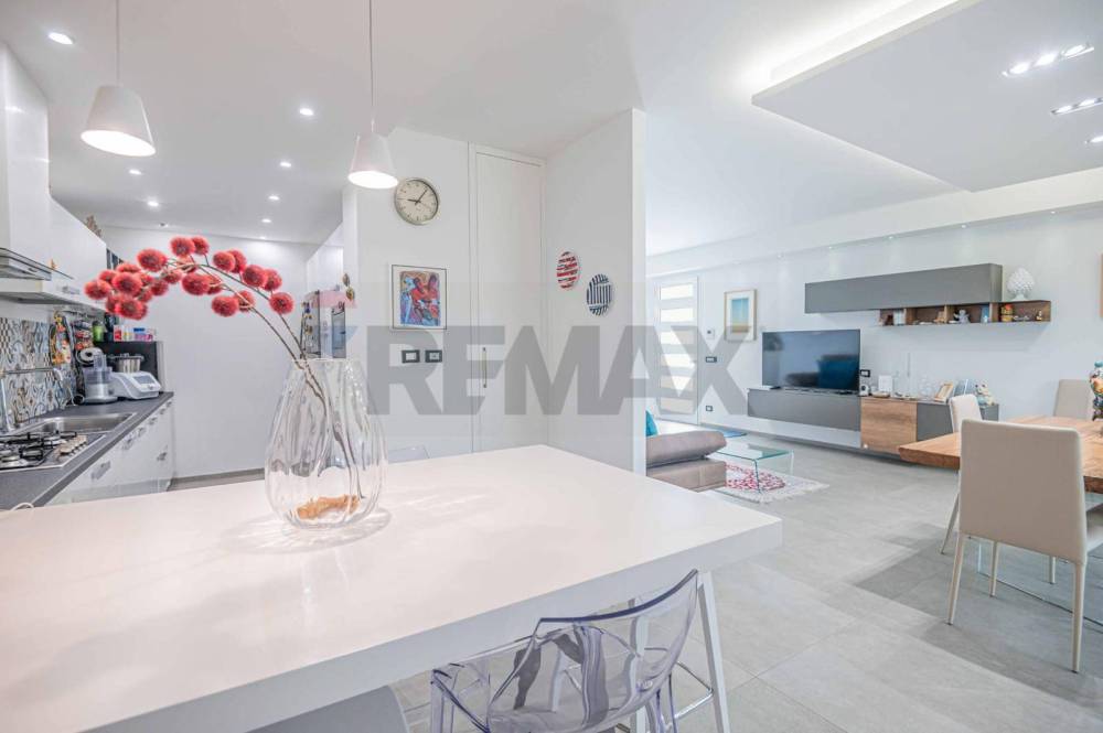 casa indipendente in vendita a Ragusa in zona Marina