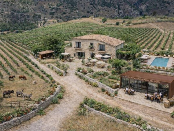casa indipendente in vendita a Ragusa in zona San Giacomo / Bellocozzo