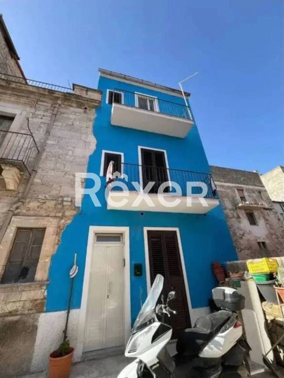 casa indipendente in vendita a Ragusa in zona Ragusa Centro