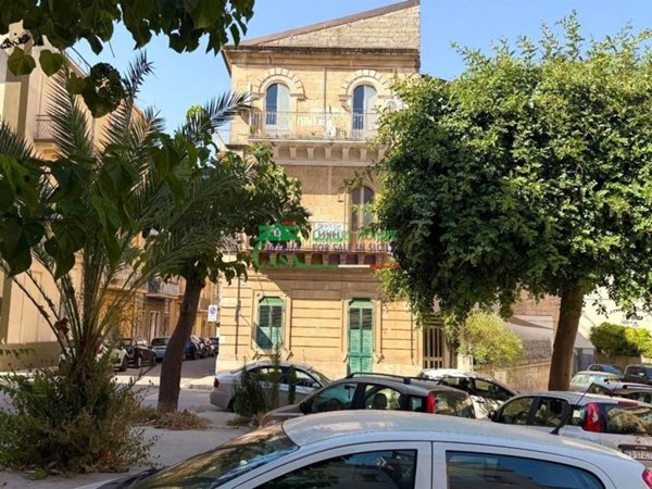 appartamento in vendita a Ragusa in zona Ragusa Centro