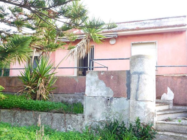 casa indipendente in vendita a Ragusa