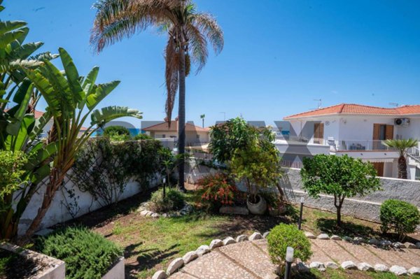 appartamento in vendita a Ragusa in zona Marina