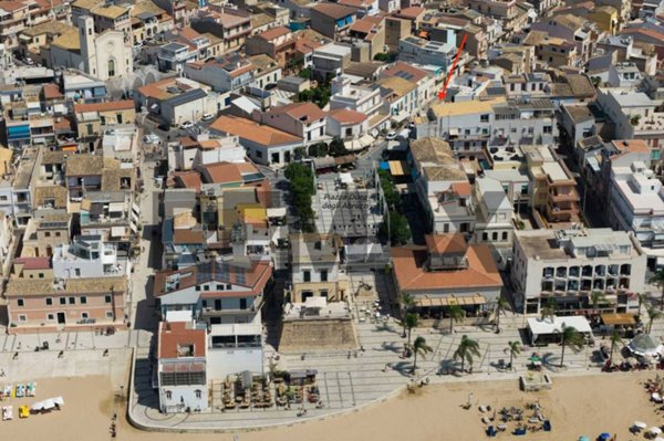 casa indipendente in vendita a Ragusa in zona Marina