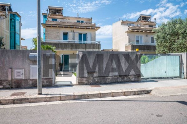 casa indipendente in vendita a Ragusa in zona L'Annunziata