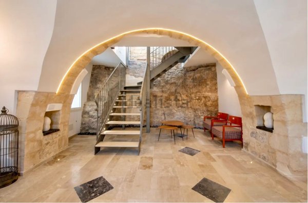 casa indipendente in vendita a Ragusa in zona Ibla