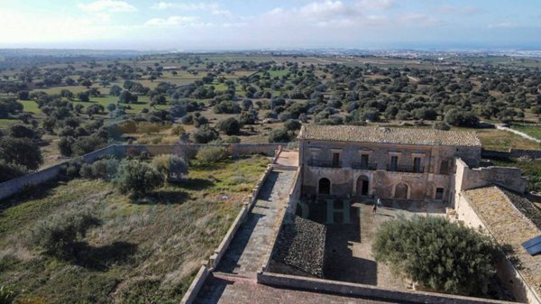 casale in vendita a Ragusa in zona San Giacomo / Bellocozzo