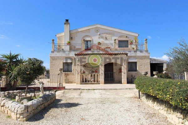 casa indipendente in vendita a Portomaggiore