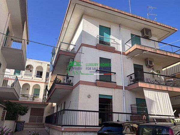 appartamento in vendita a Ragusa in zona Marina