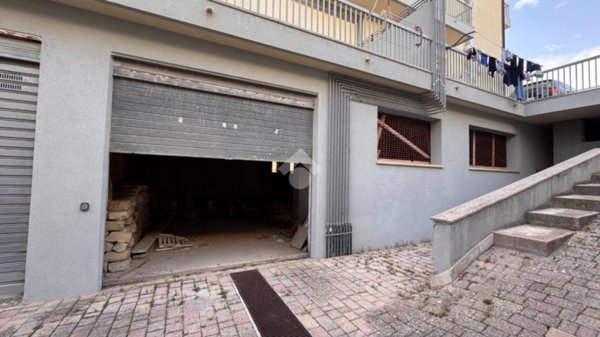 locale di sgombero in vendita a Ragusa in zona Ragusa Centro