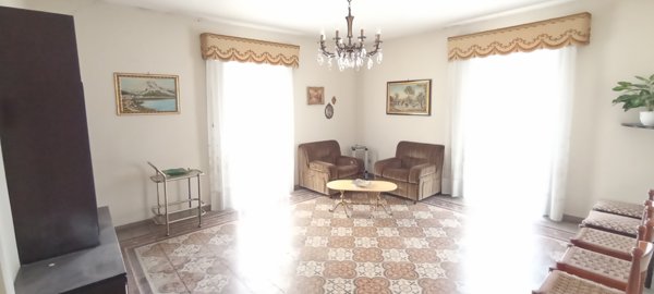 casa indipendente in vendita a Ragusa in zona Ragusa Centro