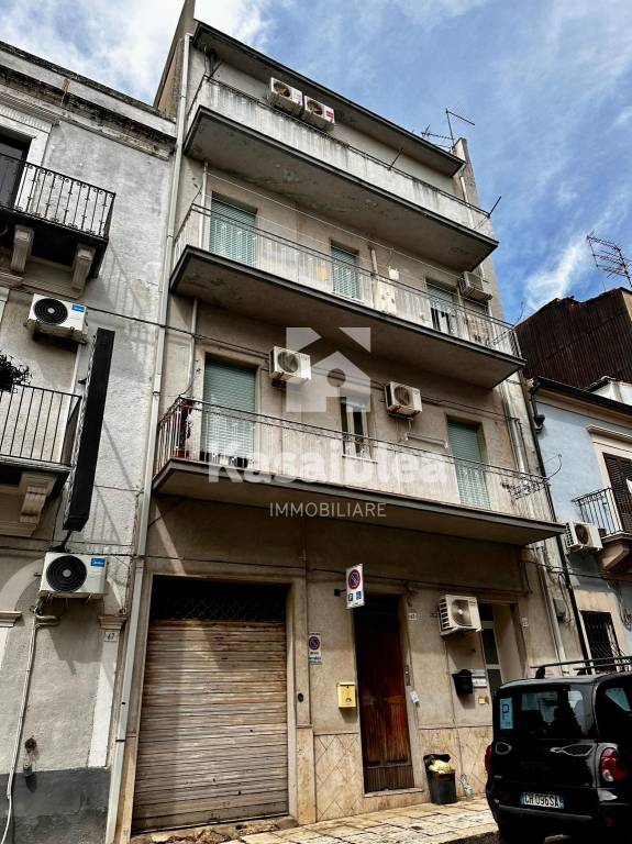 appartamento in vendita a Ragusa in zona Ragusa Centro