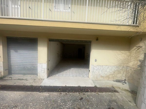 casa indipendente in vendita a Ragusa