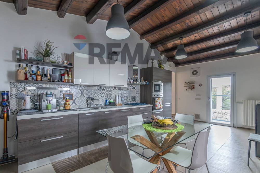 casa indipendente in vendita a Ragusa in zona Donnafugata