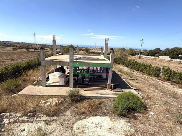 casa indipendente in vendita a Ragusa in zona Donnafugata