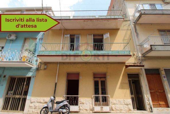 casa indipendente in vendita a Ragusa