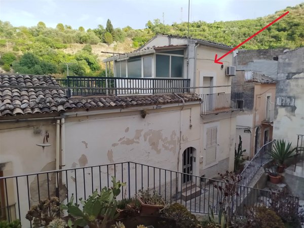 casa indipendente in vendita a Ragusa in zona Ibla