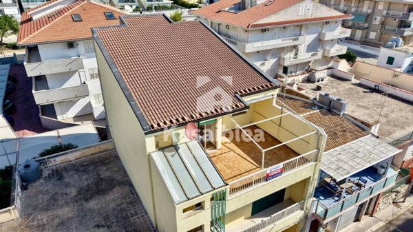 appartamento in vendita a Ragusa in zona Marina