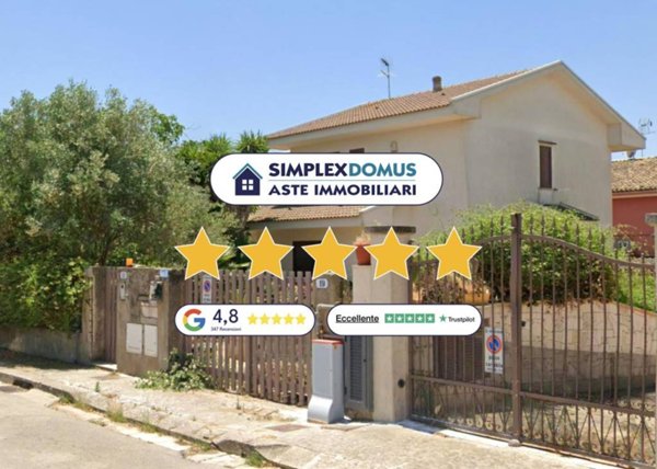 casa indipendente in vendita a Ragusa