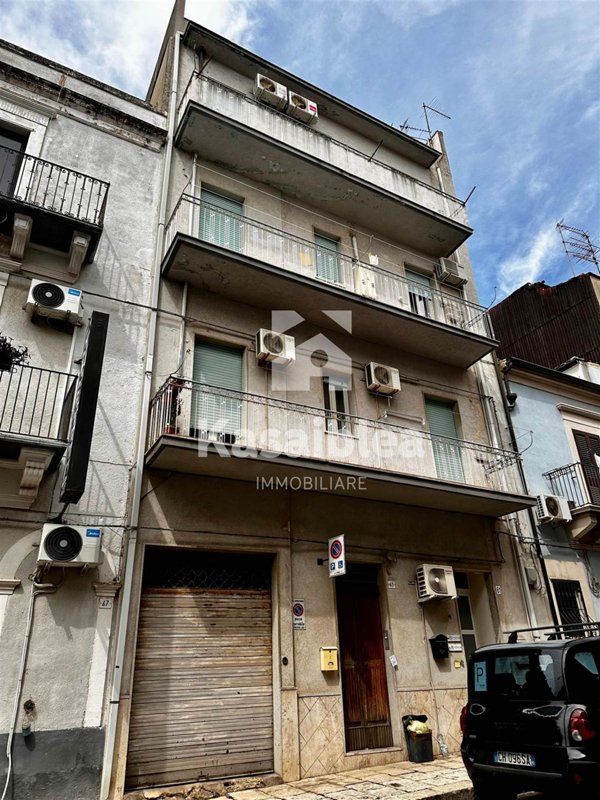 appartamento in vendita a Ragusa in zona Ragusa Centro