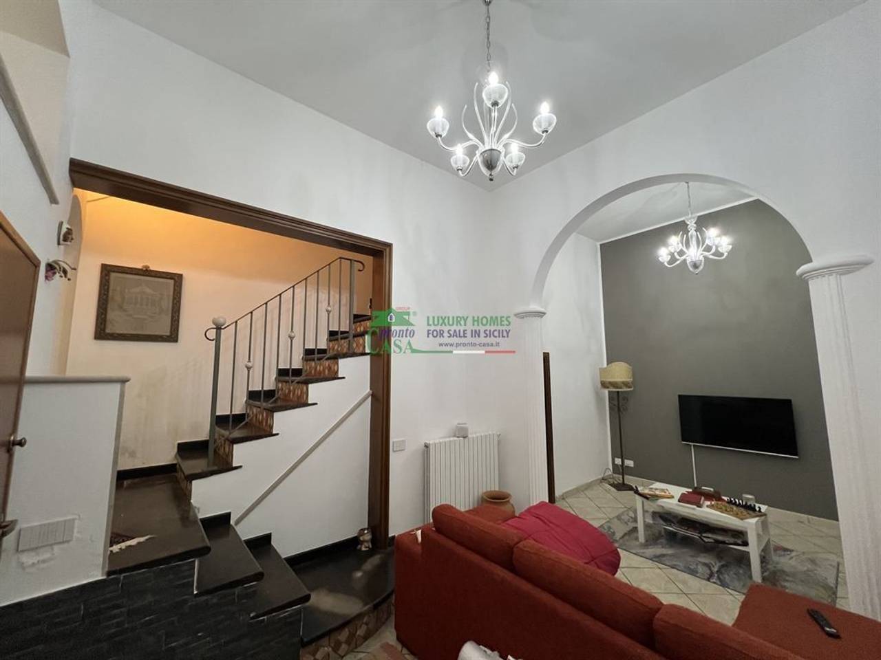 casa indipendente in vendita a Ragusa in zona Ragusa Centro