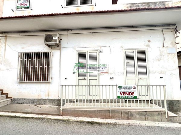 casa indipendente in vendita a Santa Croce Camerina in zona Punta Secca