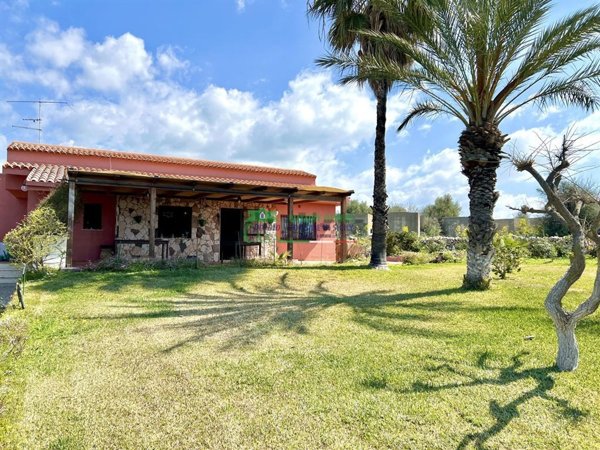 casa indipendente in vendita a Santa Croce Camerina