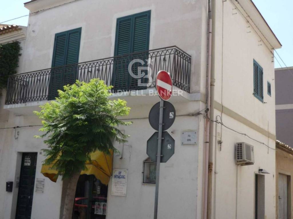 casa indipendente in vendita a Santa Croce Camerina