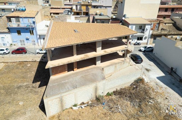 casa indipendente in vendita a Santa Croce Camerina