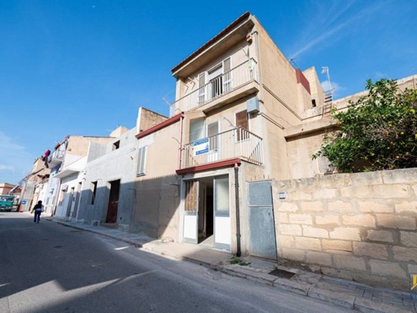 casa indipendente in vendita a Santa Croce Camerina