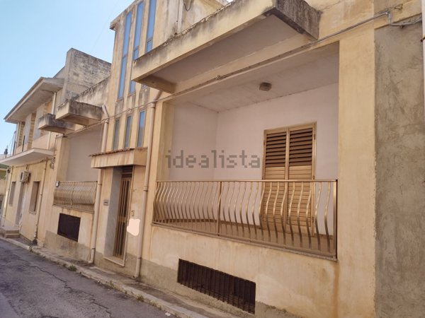 casa indipendente in vendita a Santa Croce Camerina